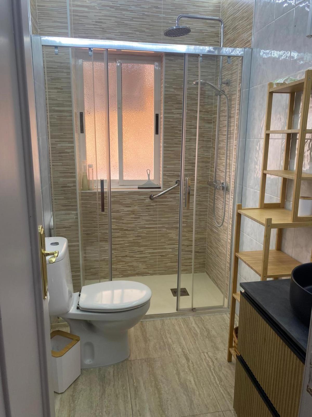 Appartement Avec Terrasse Santoña Exteriör bild