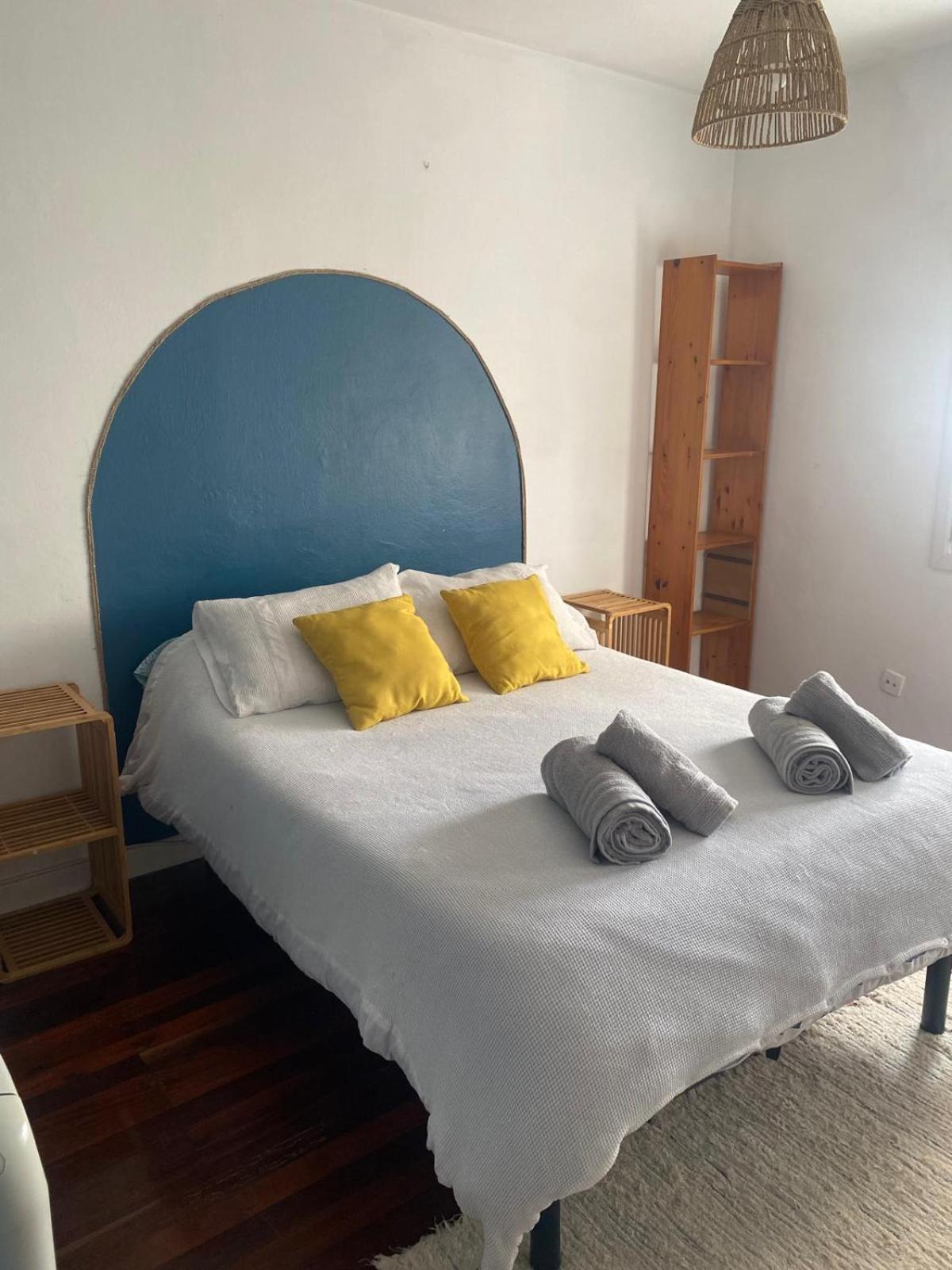 Appartement Avec Terrasse Santoña Exteriör bild