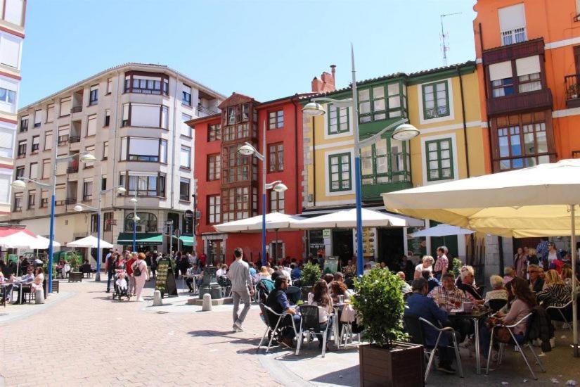Appartement Avec Terrasse Santoña Exteriör bild